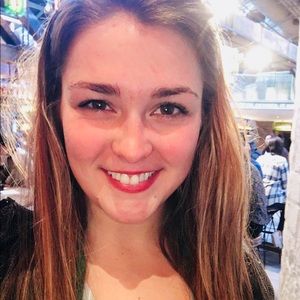 Meet your Posher, Alexandra